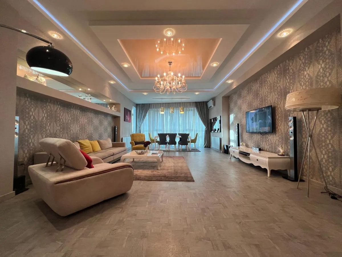 Megafun Luxury Family Apartment Baku