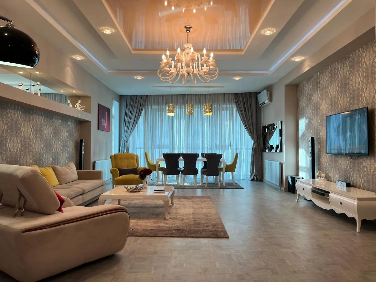 Megafun Luxury Family Apartment Baku